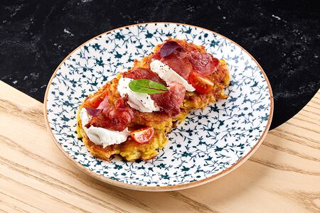 Драники с беконом