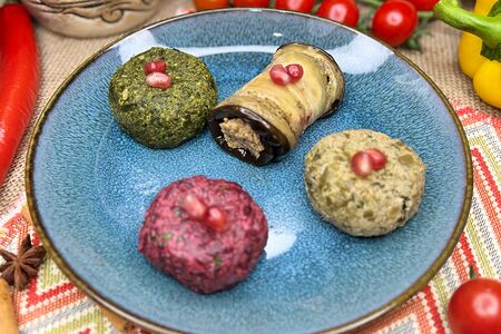 Ассорти пхали