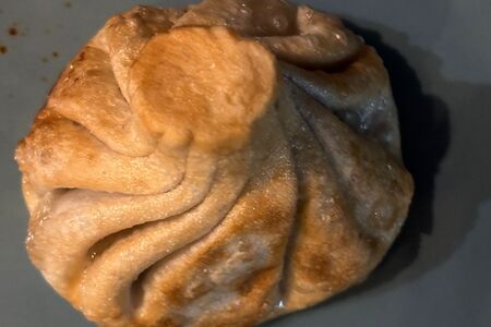 Жареные хинкали с креветкой