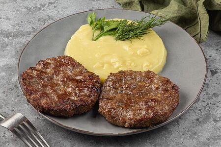 Котлеты с гарниром