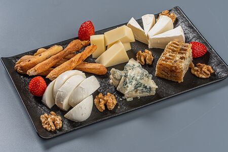 Сырное плато