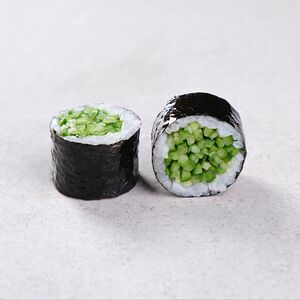 Мини-ролл с огурцом