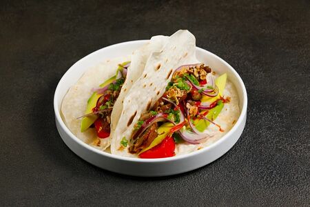 Такос с цыпленком 