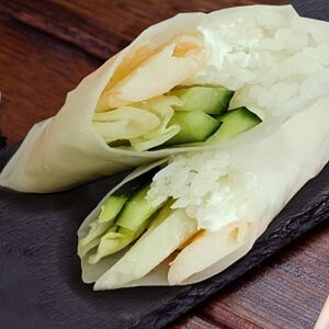 Спринг-ролл с креветкой