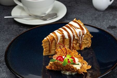 Торт Медовик