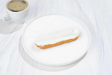 Эклер ванильный