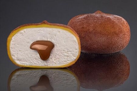 Японский охлаждённый десерт Motiko банан с шоколадом