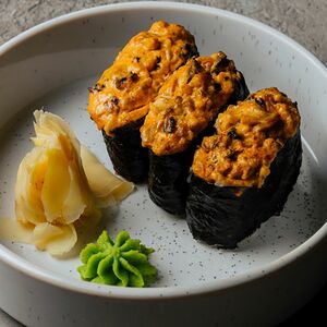 Суши острые с мидиями