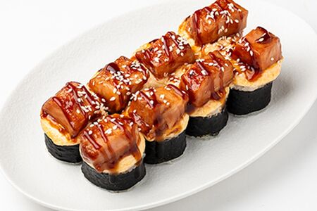 Запеченный ролл с тунцом и крабом