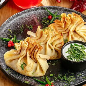 Блинчики с грибами и лучком