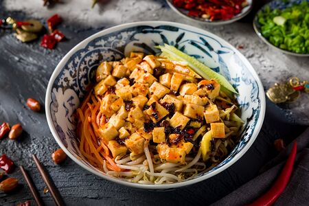 Домашняя лапша с тофу