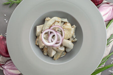 Грибы грузди соленые