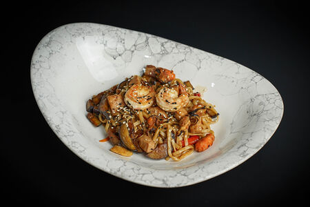 Лапша удон с морепродуктами