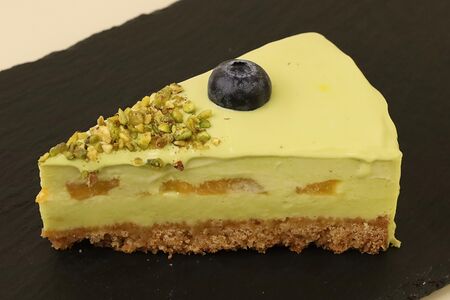 Чизкейк Фисташковый