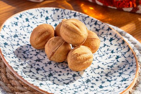 Орешки со сгущенкой