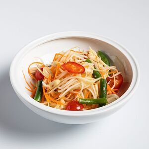 Салат из зеленой папайи 