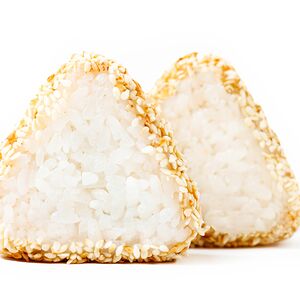 Онигири с крабом