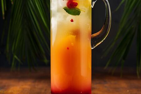 Лимонад Ананас-малина 