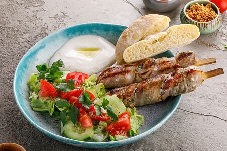 Ражничи из курицы в беконе