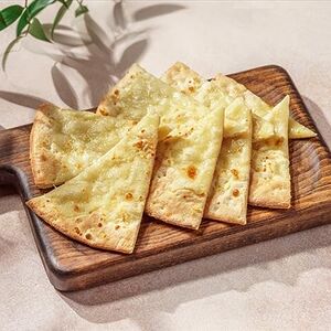 Фокачча с чесноком и оливковым маслом