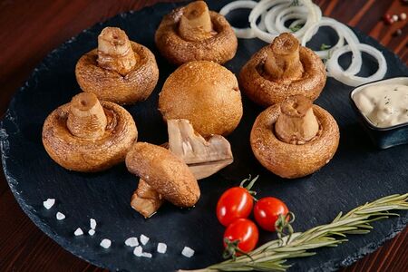 Шампиньоны