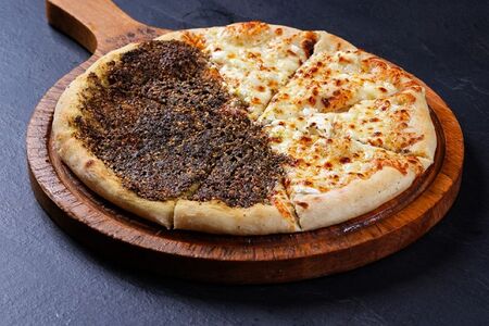 Мануши затар с сыром 