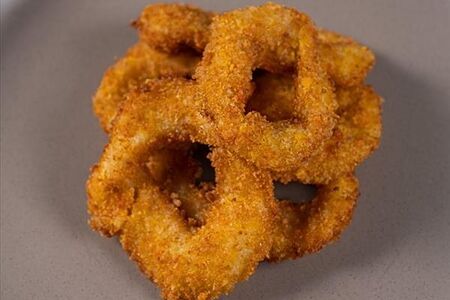 Кальмар кольца в панировке