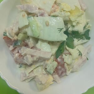 Салат с пекинской капустой