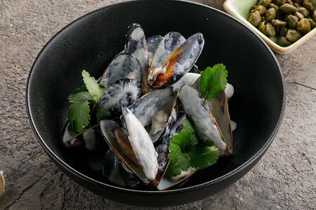 Мидии в соусе горгондзола