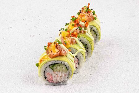 Фреш ролл с опаленным лососем и соусом манго (4 шт)