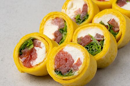 Тортилья с лососем 