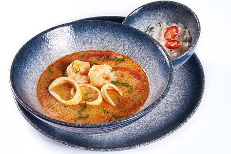 Том Ям с морепродуктами