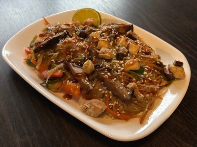 Фунчоза с курицей терияки