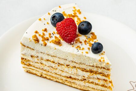 Кусочек сметанника