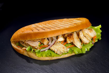 Шаурма куриная в булке