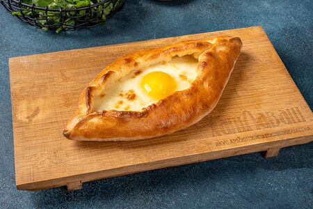 Хачапури по-аджарски