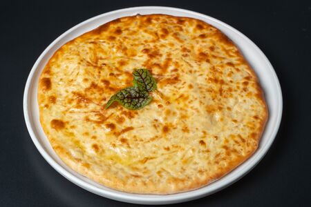 Хачапури по-имеретински