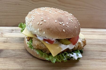 GM Чикен Бургер