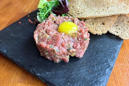 Тартар из мраморной говядины