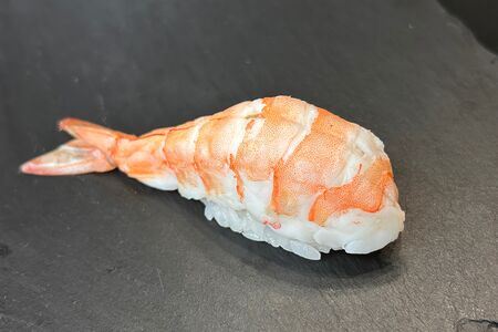 Суши с креветкой