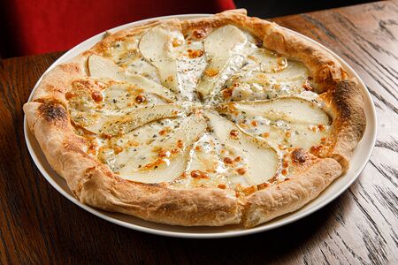 Груша и горгонзола