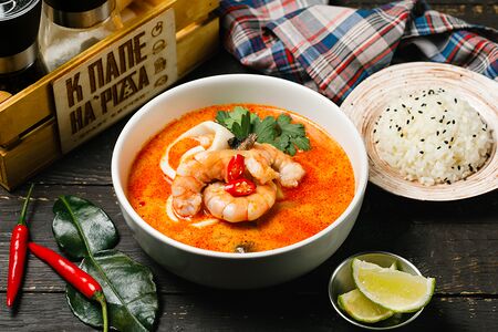Суп Том ям с креветками