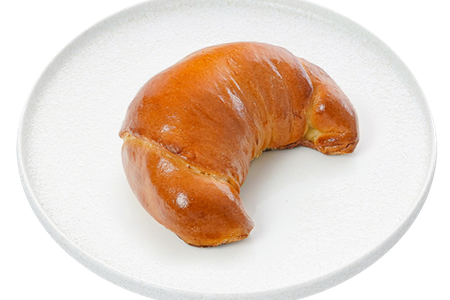 Рогалик с вишней