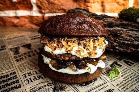 Бургер с грибами
