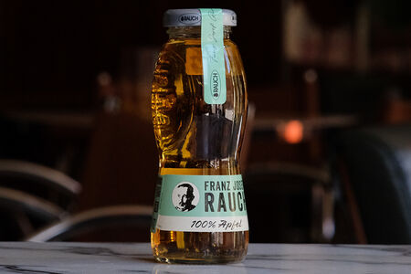 Сок яблочный Franz Josef Rauch