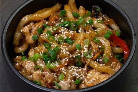 Удон с курицей