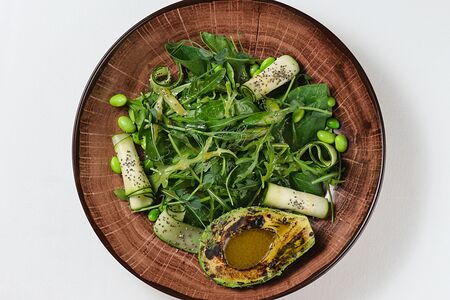 Зеленый салат