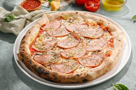 Пицца Прошутто Фунги