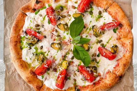 Пицца Страчателла с мидиями