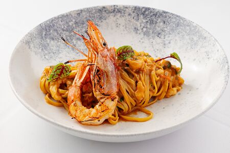 Тальолини с Тигровыми Креветками